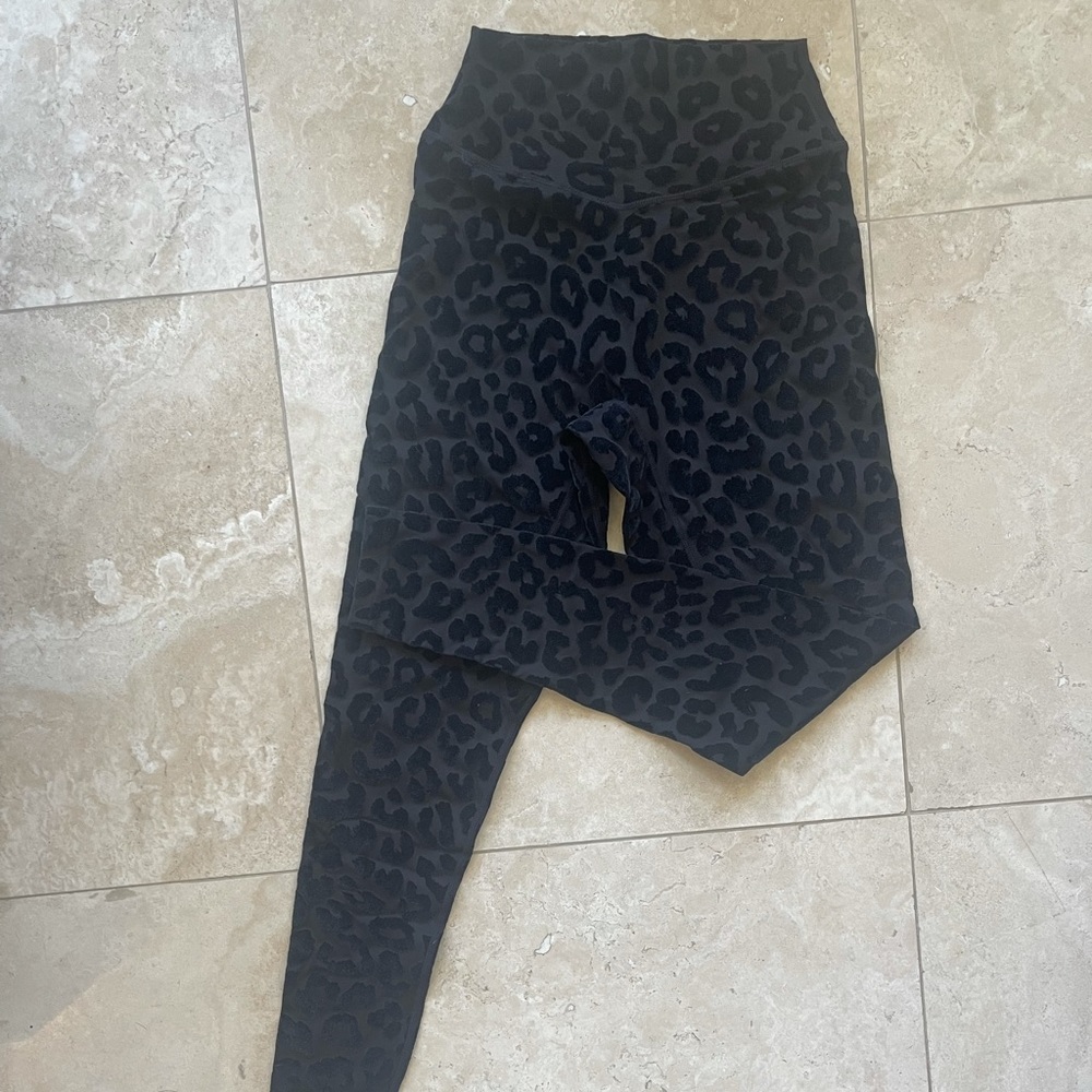 Balance athletica black leopard luxe leggings
